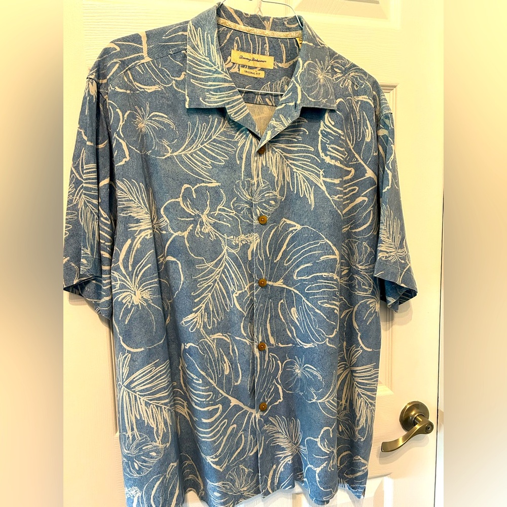 Tommy Bahama button down shirt in like new condition- size 2XL